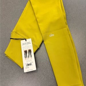 New ALO Yoga 7/8 Airlift Leggings - Size XXS - Chartreuse
